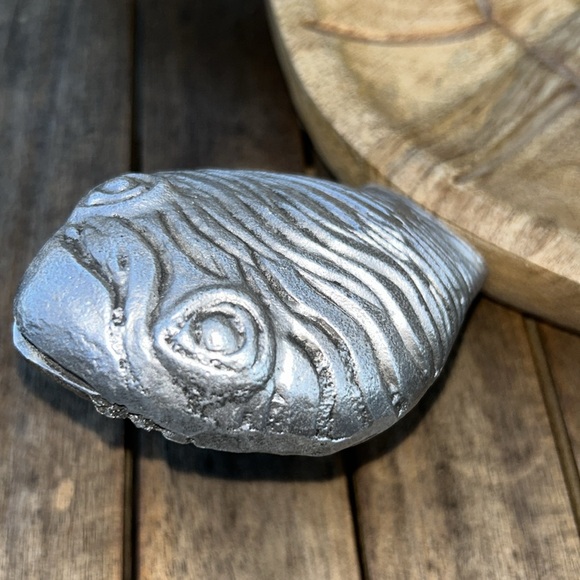 Tommy Bahama Wooden and cast metal Sea Turtle Serving Platter - Picture 7 of 7